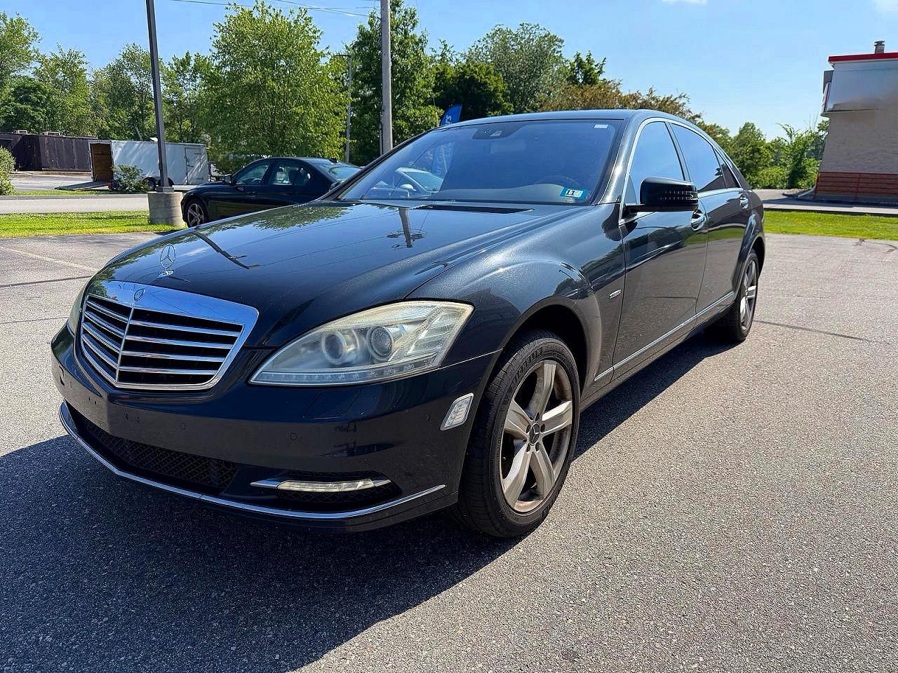 2012 Mercedes-benz S 550 4matic Black vin: WDDNG9EB5CA490925
