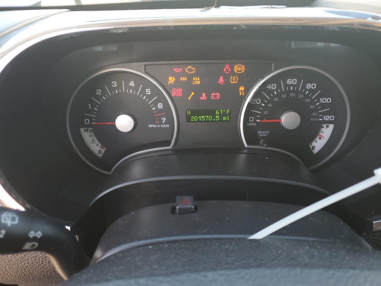 2010 Ford Explorer Xlt Белый vin: 1FMEU7DE3AUA86001