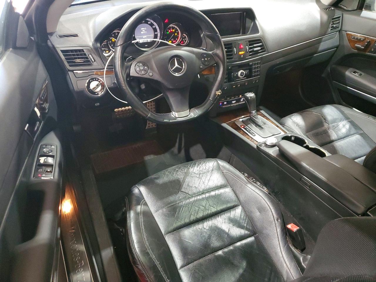 2010 Mercedes-benz E 550 Gray vin: WDDKJ7CB5AF033057