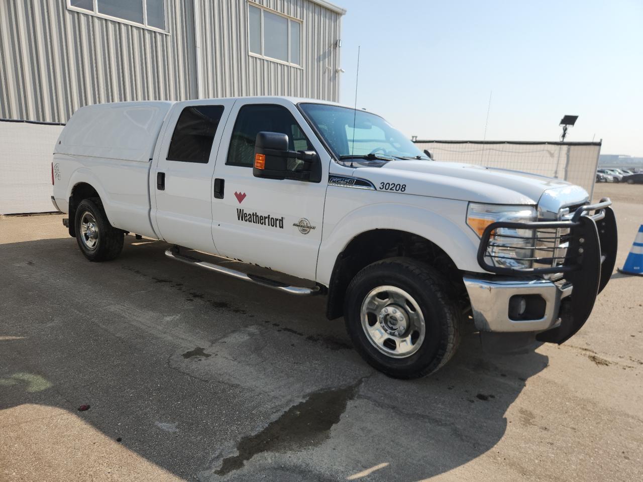 2012 Ford F250 Super Duty White vin: 1FT7W2BT5CEB19699 Damage: Right Front Door, Rust, > 12 Inches