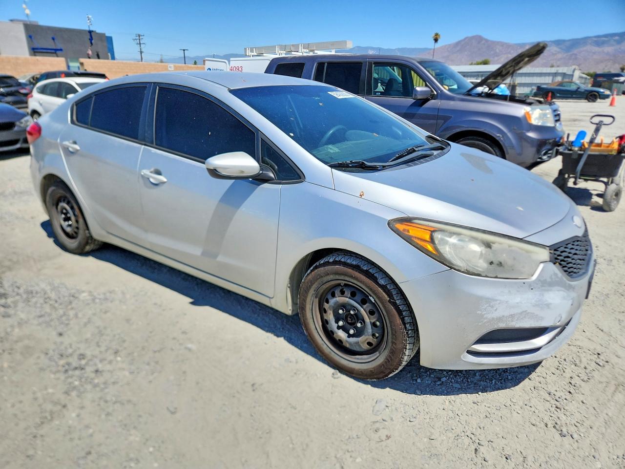 2014 Kia Forte Lx Серебряный vin: KNAFK4A64E5120020