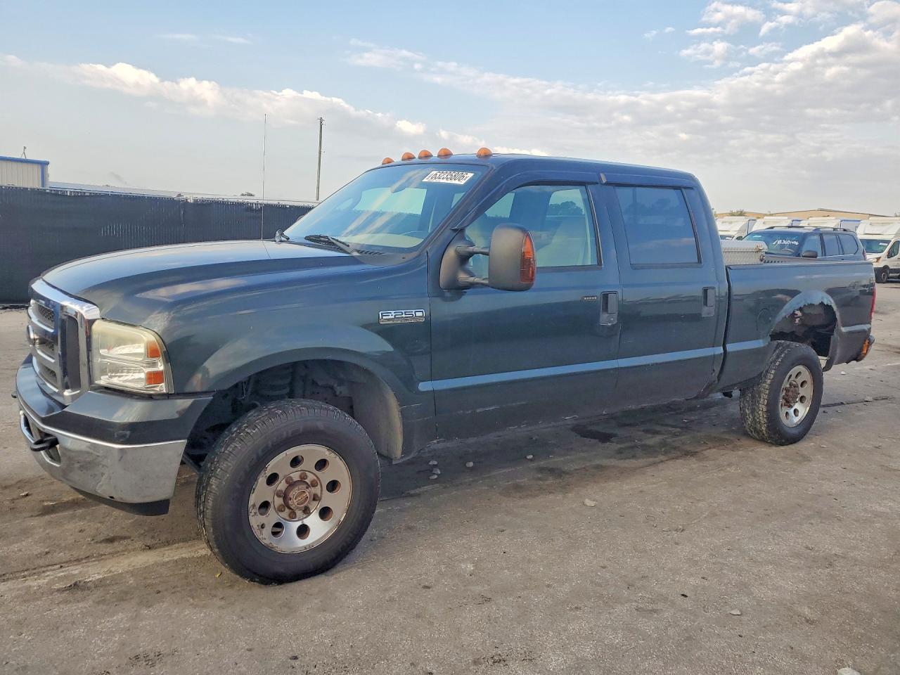 2005 Ford F250 Super Duty Green vin: 1FTSW21595EA70720