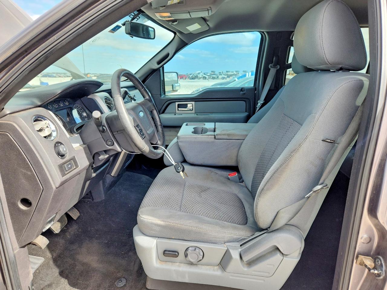 2011 Ford F150 Supercrew Silver vin: 1FTFW1EF3BKD70717
