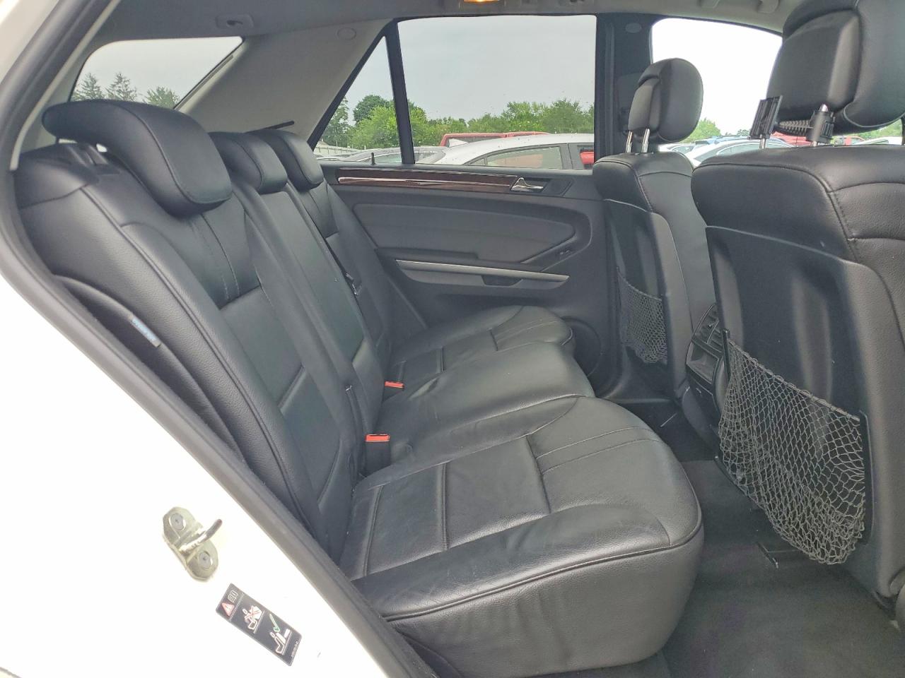 2011 Mercedes-benz Ml 350 4matic Белый vin: 4JGBB8GB7BA714855