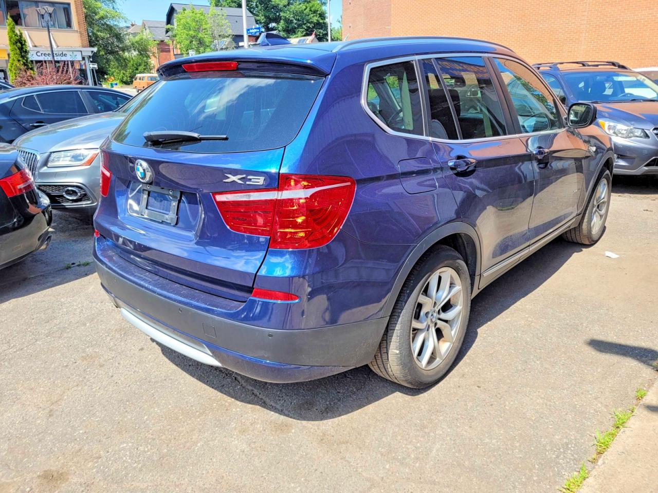 2014 Bmw X3 Xdrive28i Синий vin: 5UXWX9C50E0D10367