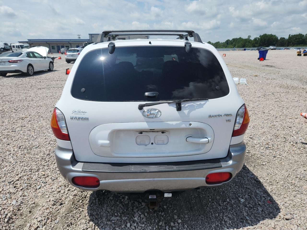 2004 Hyundai Santa Fe Gls White vin: KM8SC13D74U699528
