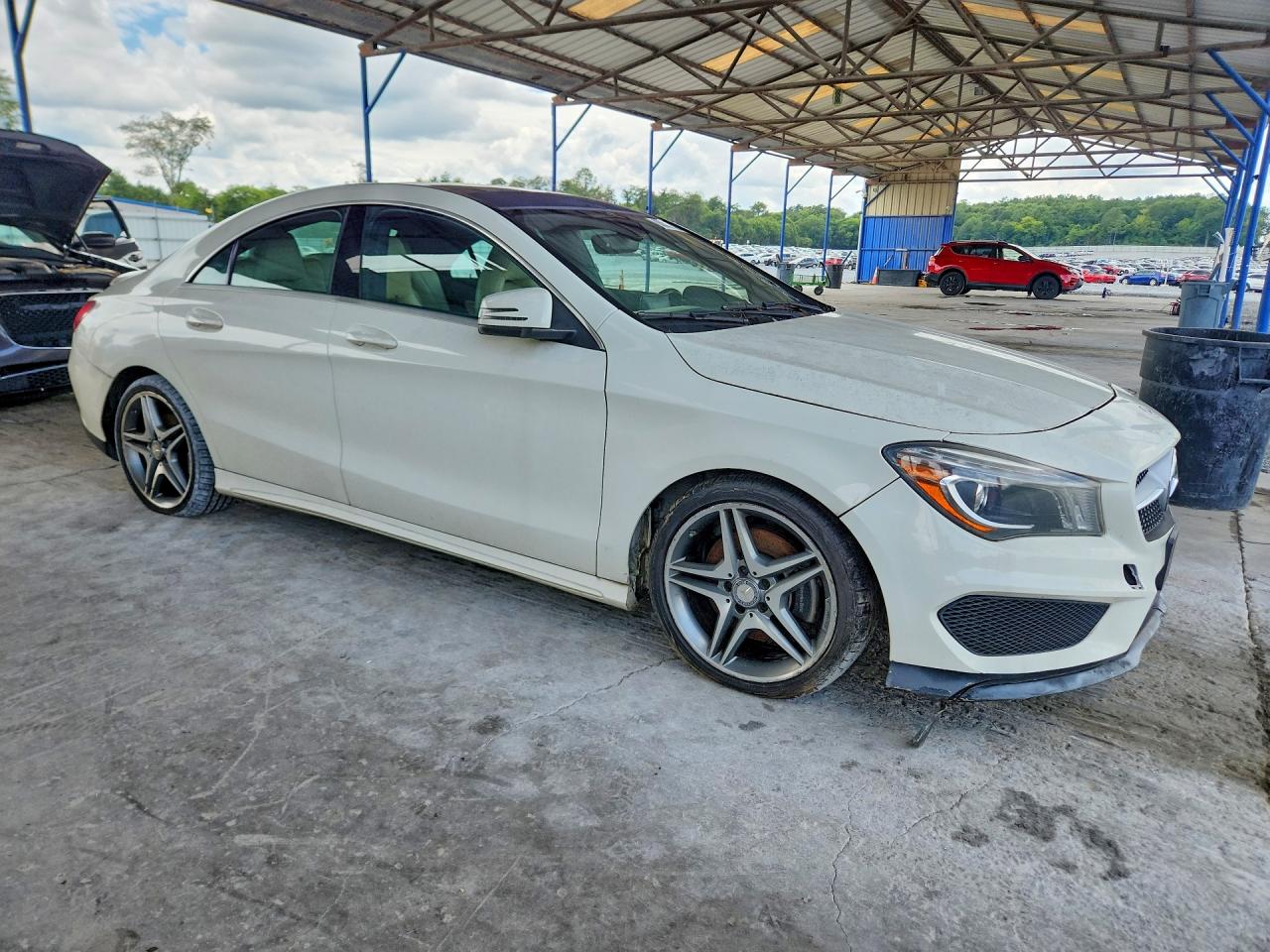 2014 Mercedes-benz Cla 250 White vin: WDDSJ4EB2EN160985