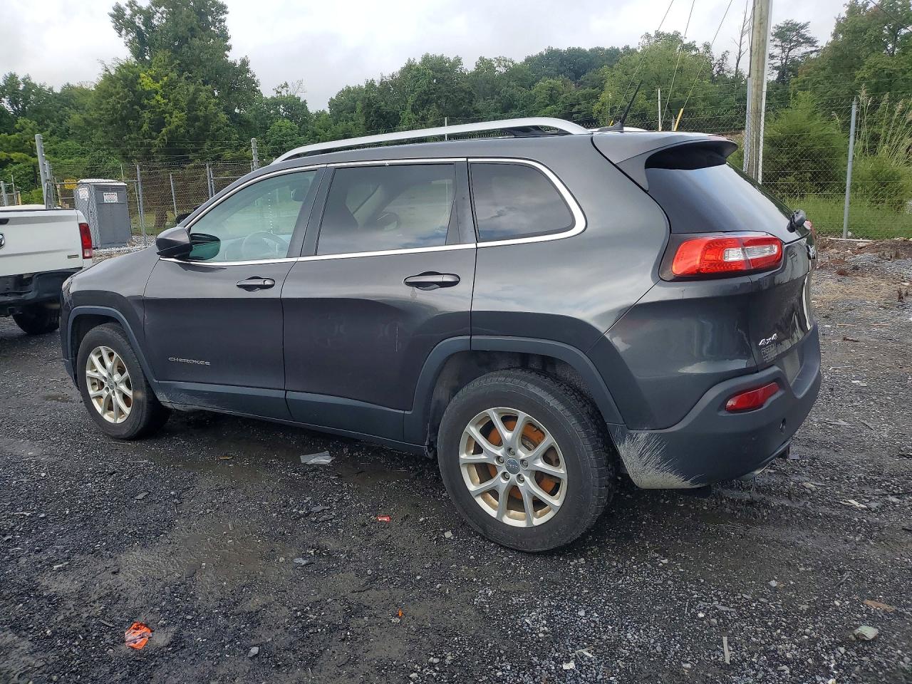 2014 Jeep Cherokee Latitude Gray vin: 1C4PJMCS9EW221018