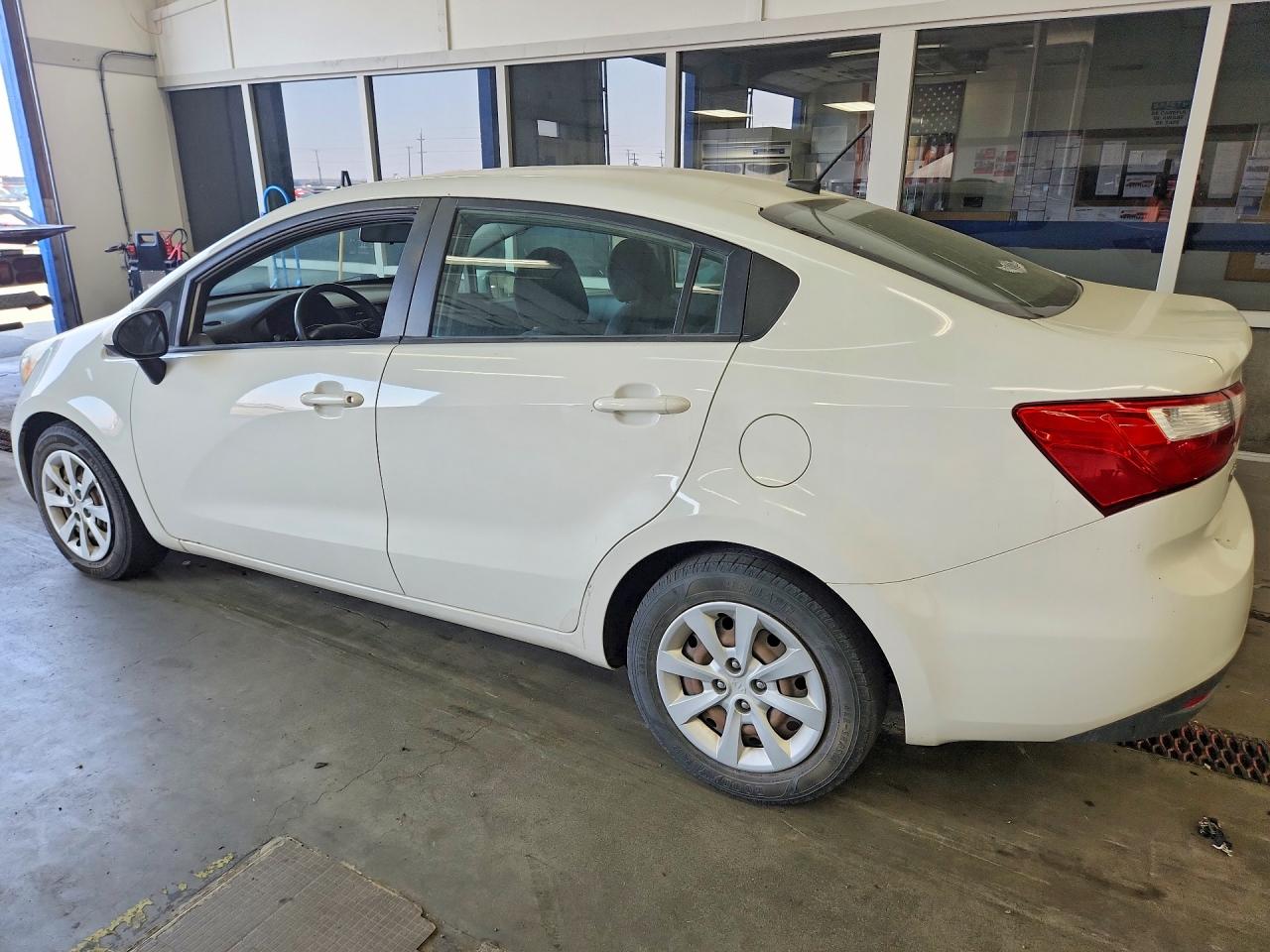 2012 Kia Rio Lx White vin: KNADM4A30C6033584