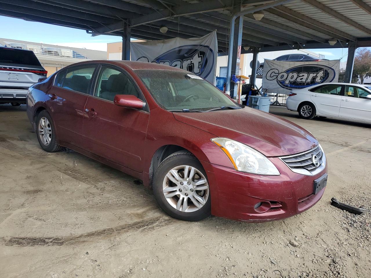 2011 Nissan Altima 2.5 Red vin: 1N4AL2AP2BN492884