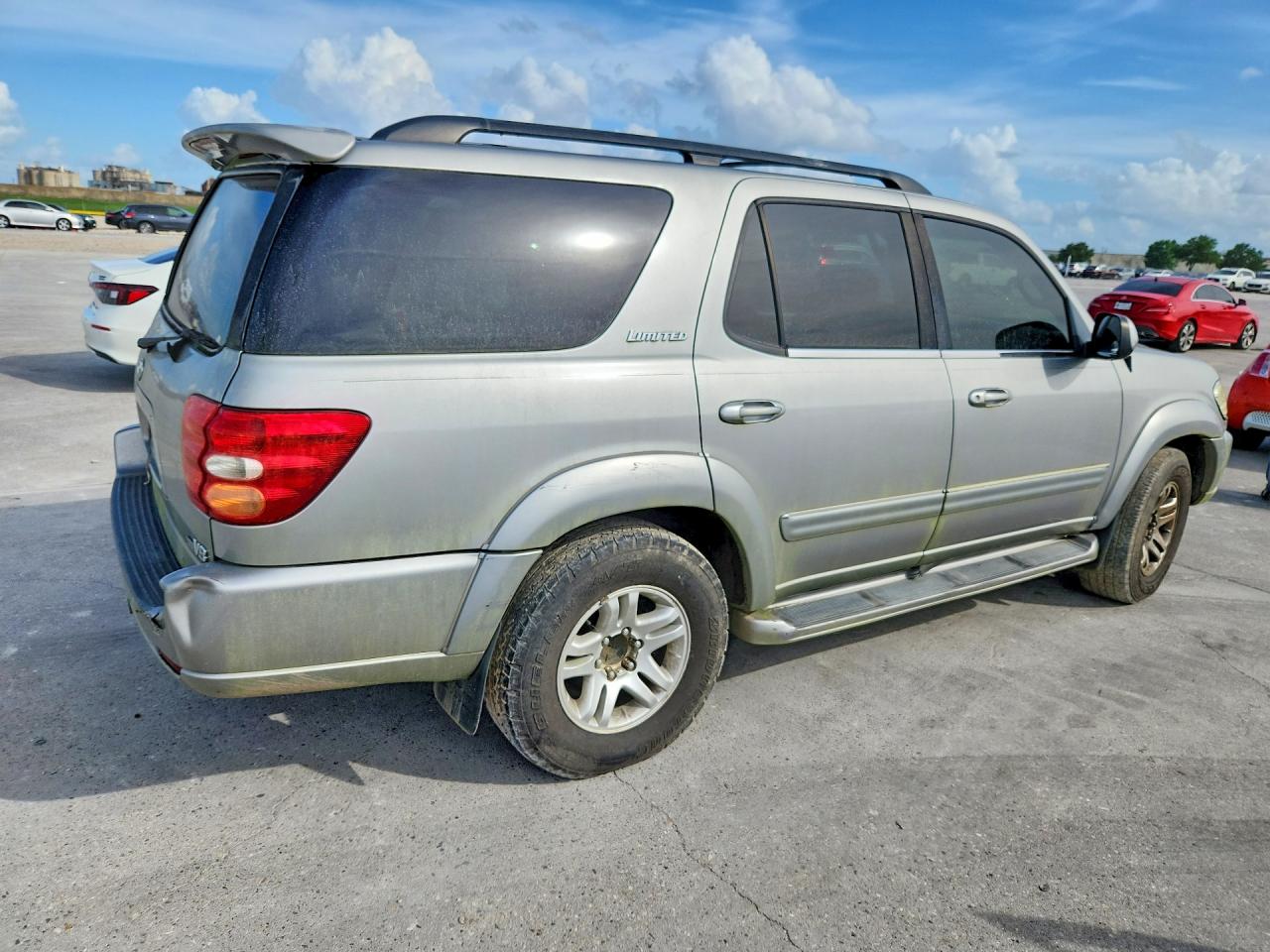 2004 Toyota Sequoia Limited Silver vin: 5TDZT38A74S222695