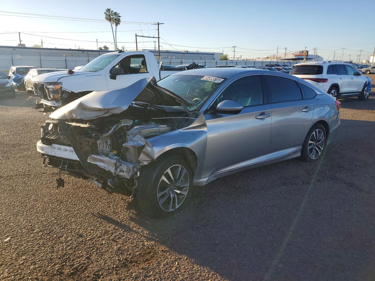 2019 Honda Accord Hybrid Silver vin: 1HGCV3F18KA010953