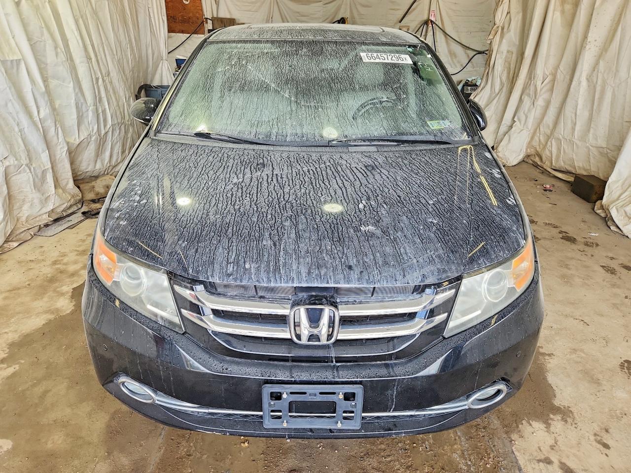 2015 Honda Odyssey Touring Black vin: 5FNRL5H96FB032492