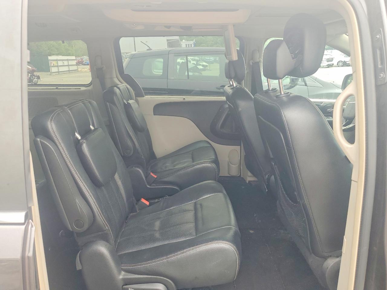 2015 Chrysler Town & Country Touring L Gray vin: 2C4RC1CG4FR620376