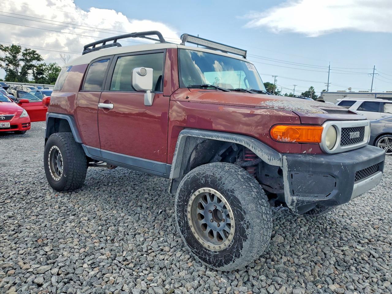 2008 Toyota Fj Cruiser Base Burgundy vin: JTEBU11F58K031178