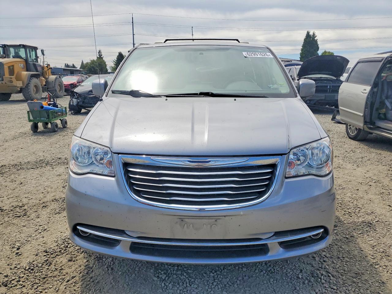 2015 Chrysler Town & Country Touring Silver vin: 2C4RC1BG2FR617560