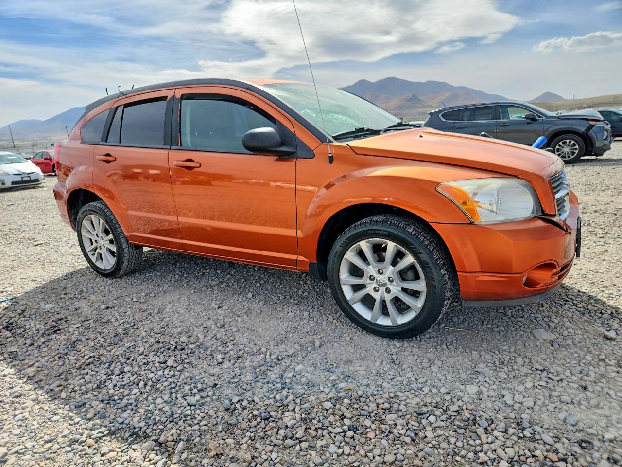 2011 Dodge Caliber Heat Orange vin: 1B3CB5HA8BD298215