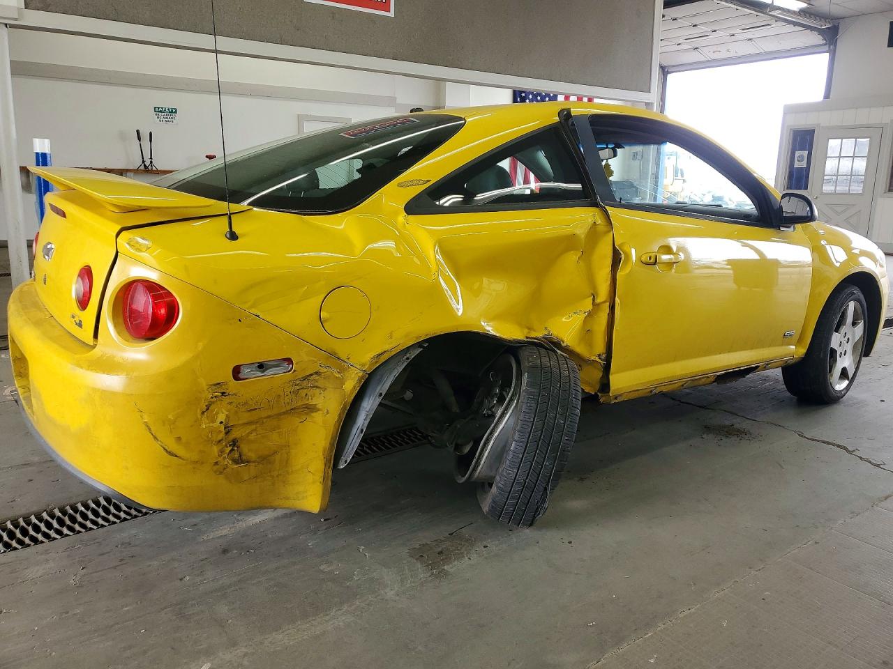 2007 Chevrolet Cobalt Ls Yellow vin: 1G1AM15B877110748