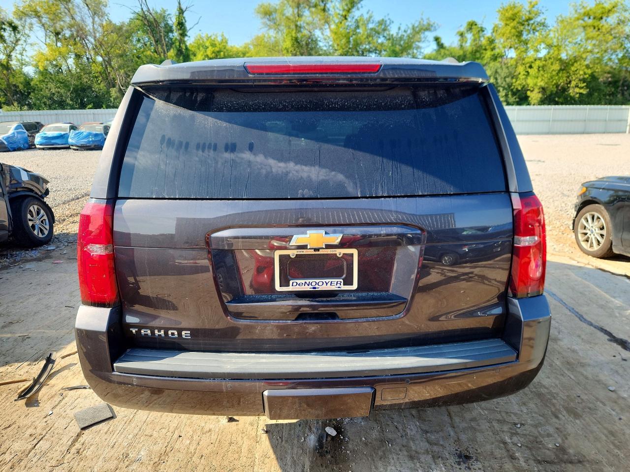 2015 Chevrolet Tahoe K1500 Lt Gray vin: 1GNSKBKCXFR121698