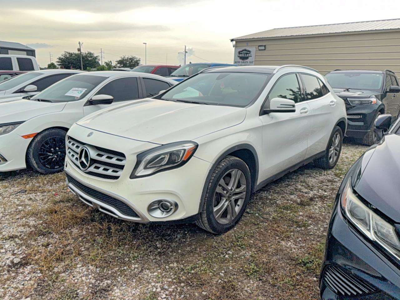 2019 Mercedes-benz Gla 250 4matic Белый vin: WDCTG4GB6KJ590820