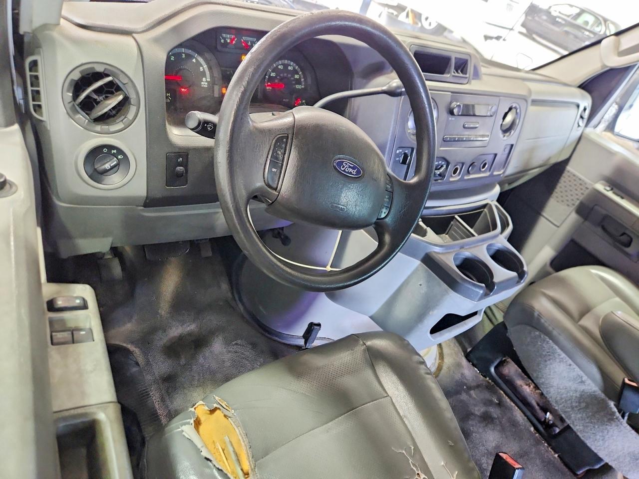 2010 Ford Econoline E150 Van White vin: 1FTNS1EW9ADA23645
