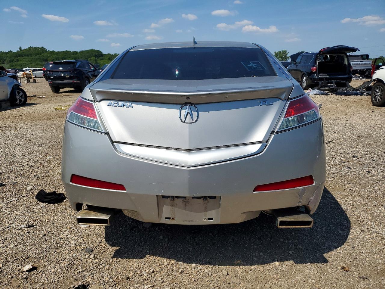 2010 Acura Tl Silver vin: 19UUA8F59AA009180
