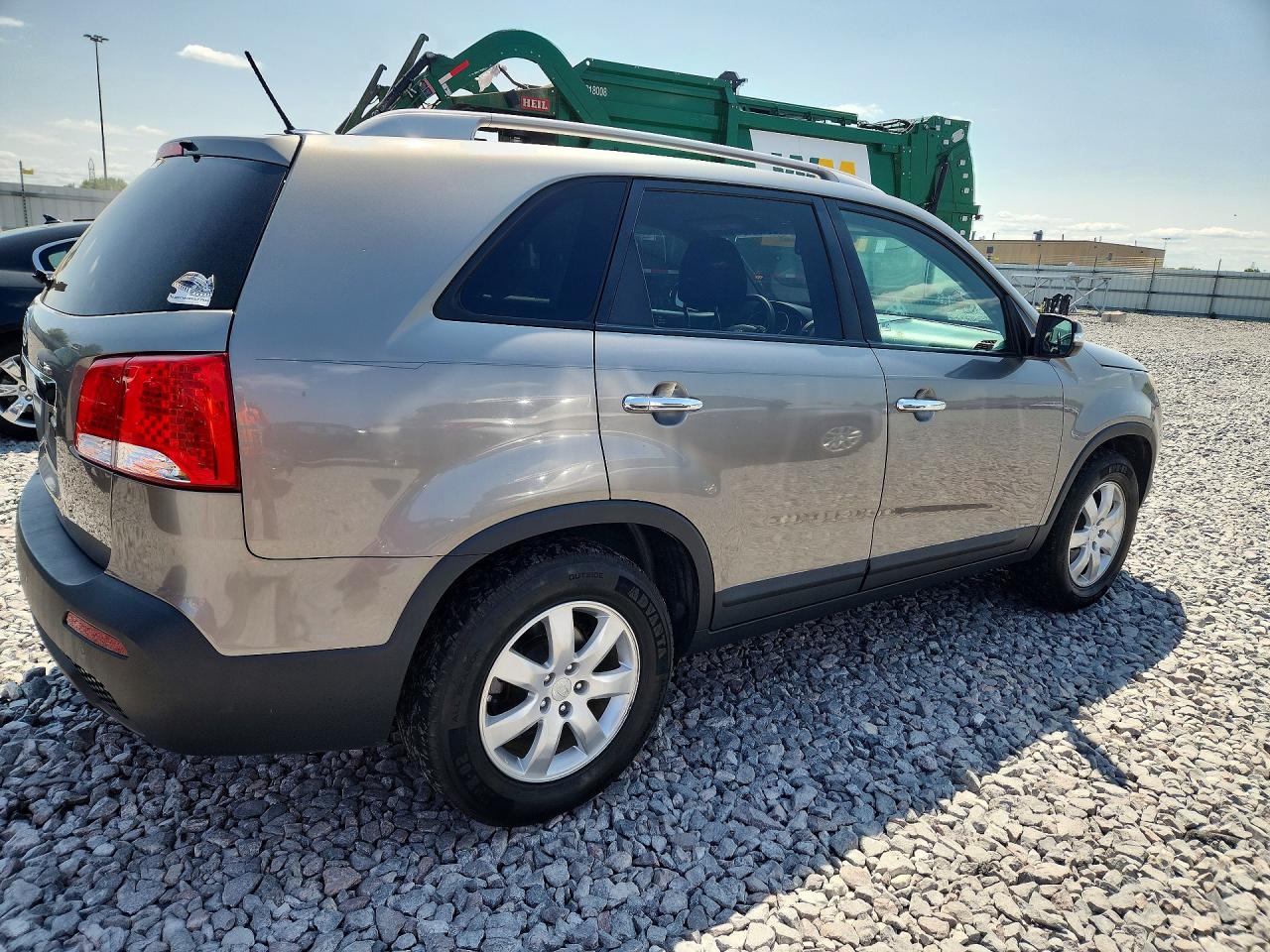 2011 Kia Sorento Lx Gray vin: 5XYKT4A14BG087445