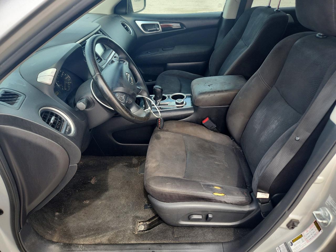 2014 Nissan Pathfinder Sv Серебряный vin: 5N1AR2MMXEC651902