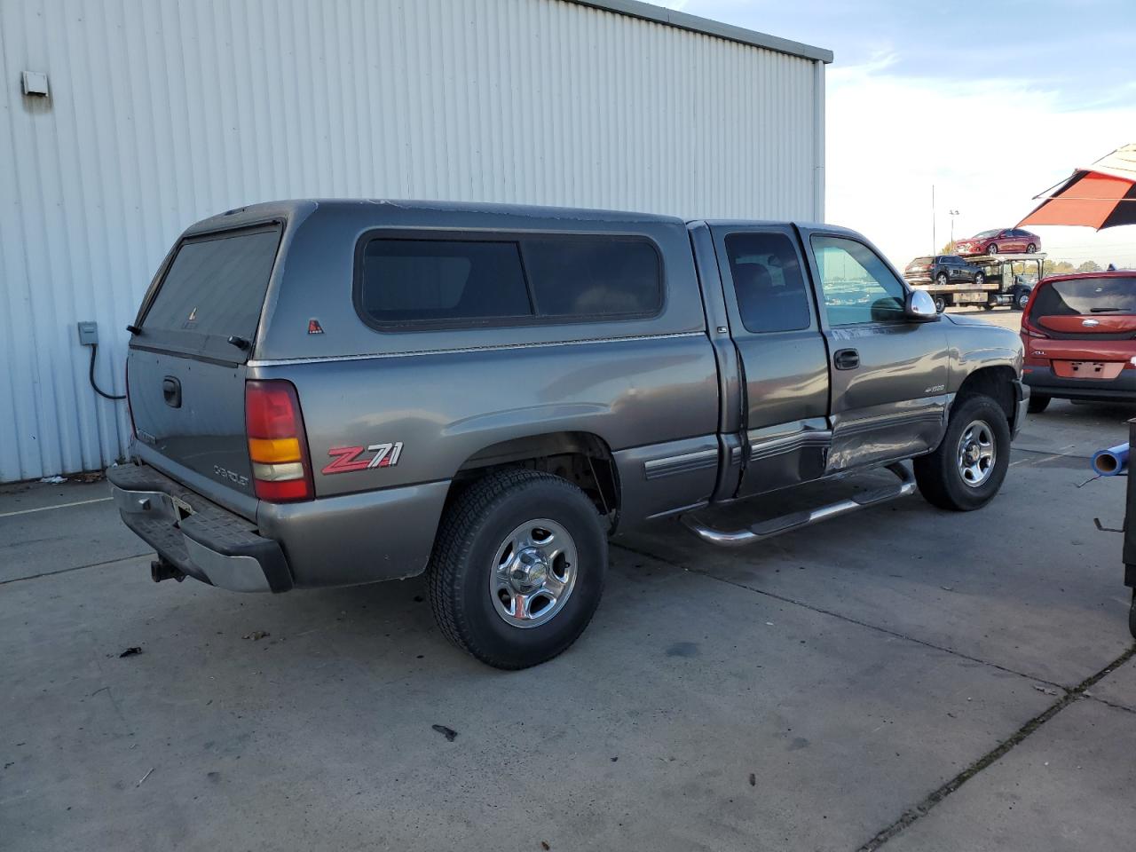 1999 Chevrolet Silverado K1500 Серебряный vin: 2GCEK19T9X1271320