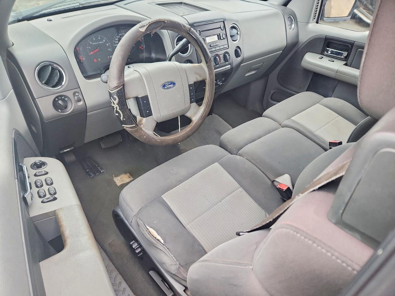 2007 Ford F150 Black vin: 1FTPX14587FB66912