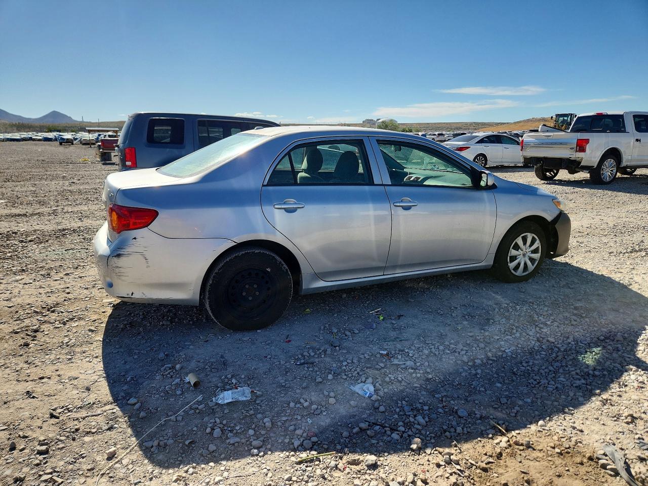 2010 Toyota Corolla Le Серебряный vin: 1NXBU4EE8AZ223840