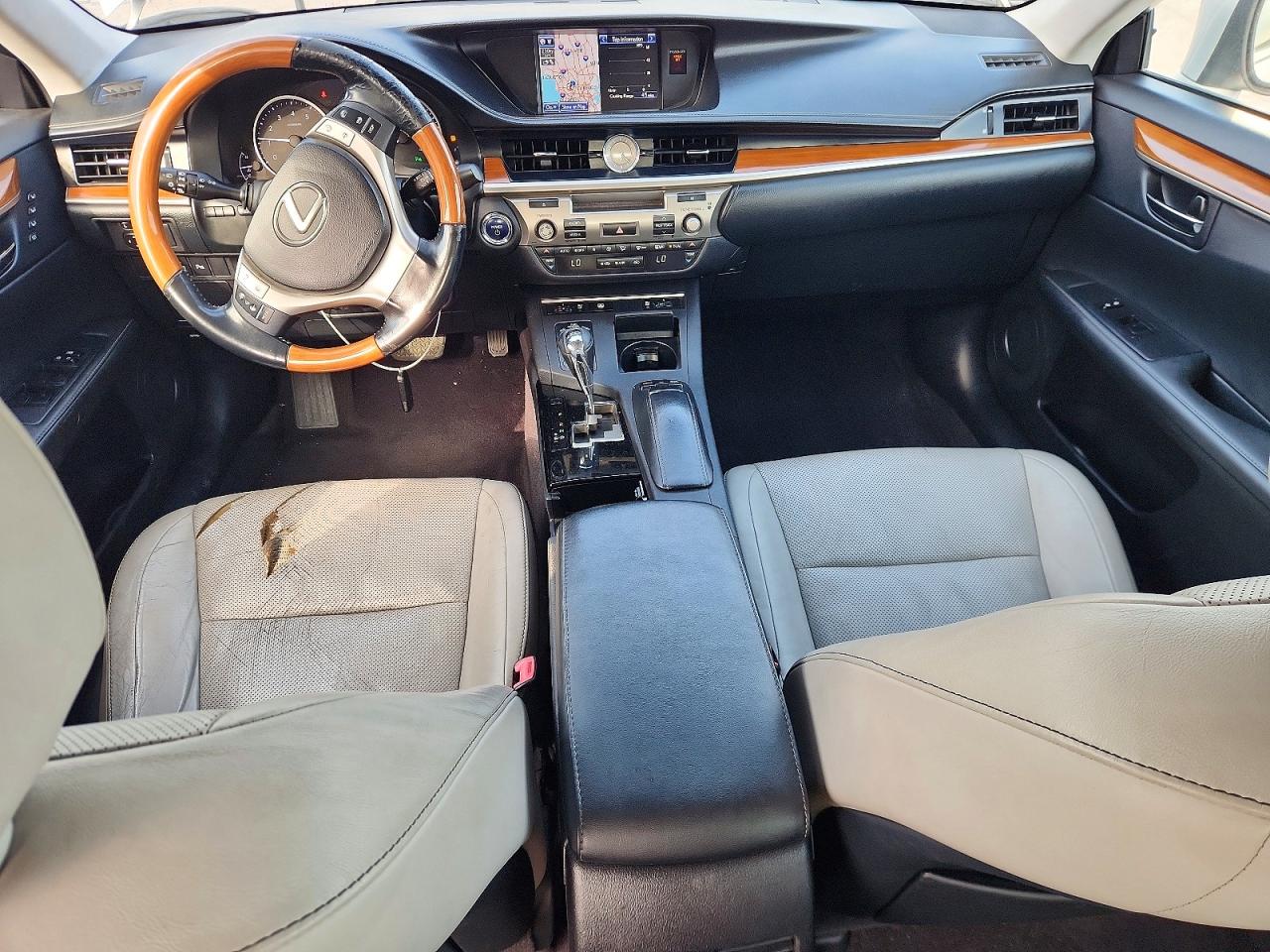 2014 Lexus Es 300h Silver vin: JTHBW1GG0E2044915