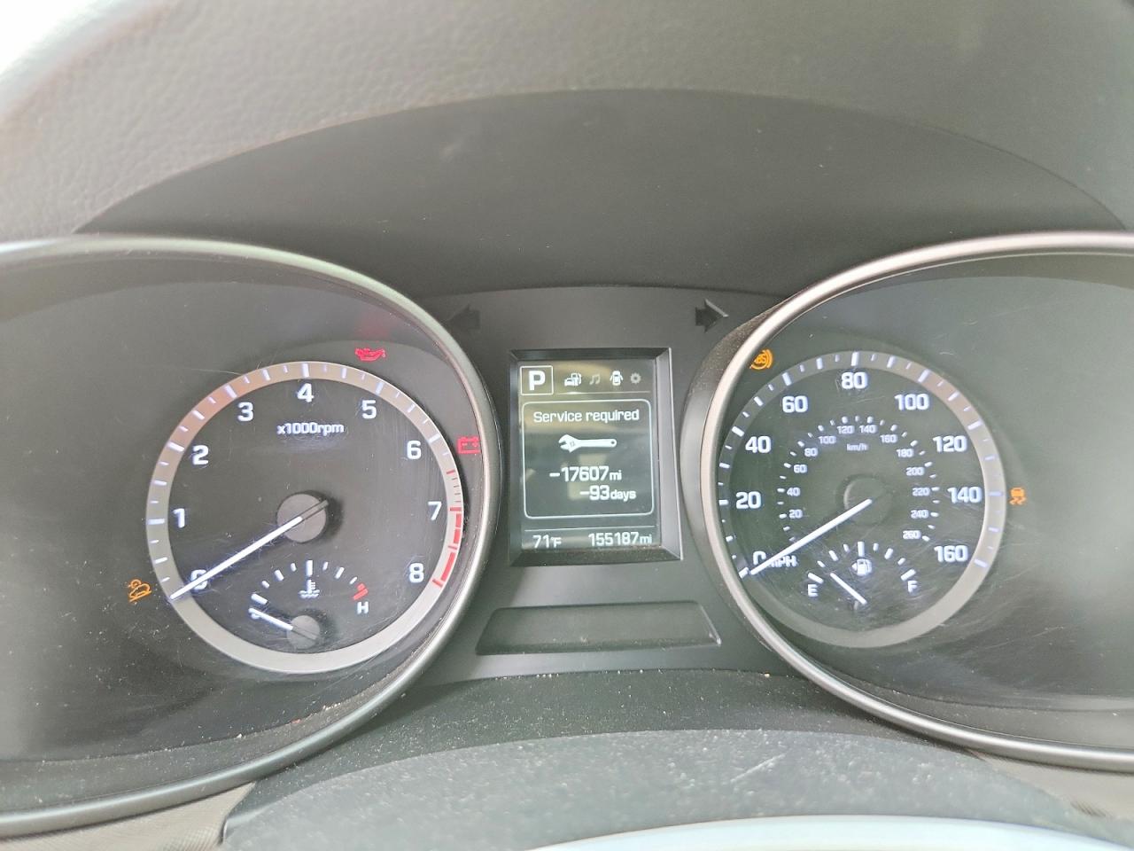 2017 Hyundai Santa Fe Se Серый vin: KM8SMDHF2HU191739