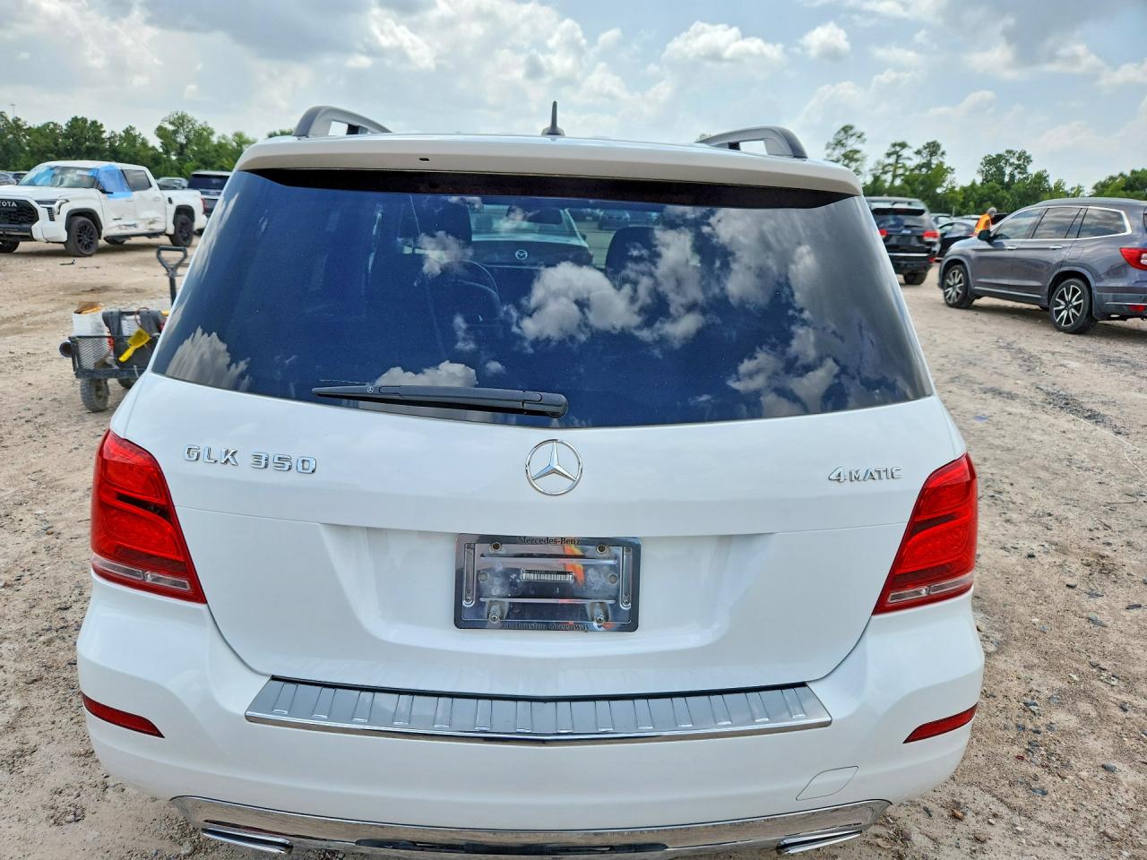 2013 Mercedes-benz Glk 350 4matic White vin: WDCGG8JB2DG117143