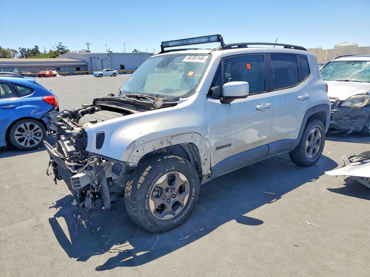 2015 Jeep Renegade Latitude Silver vin: ZACCJABT0FPB67794