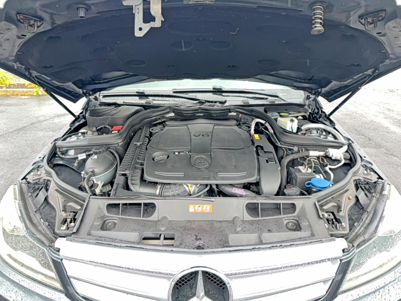 2013 Mercedes-benz C 300 4matic Gray vin: WDDGF8AB0DA831516