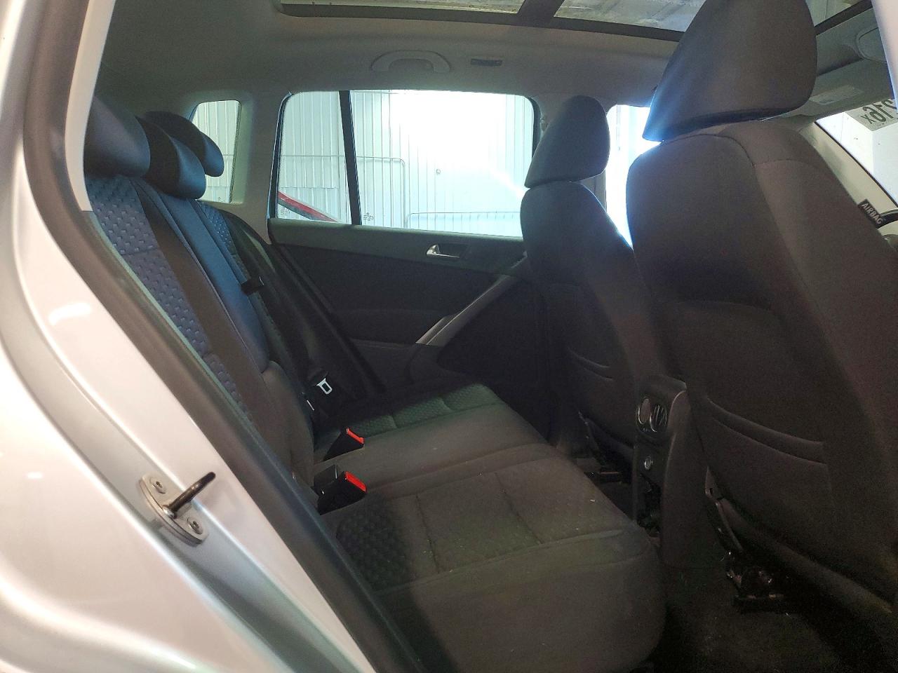 2009 Volkswagen Tiguan Se Silver vin: WVGBV75N39W534736