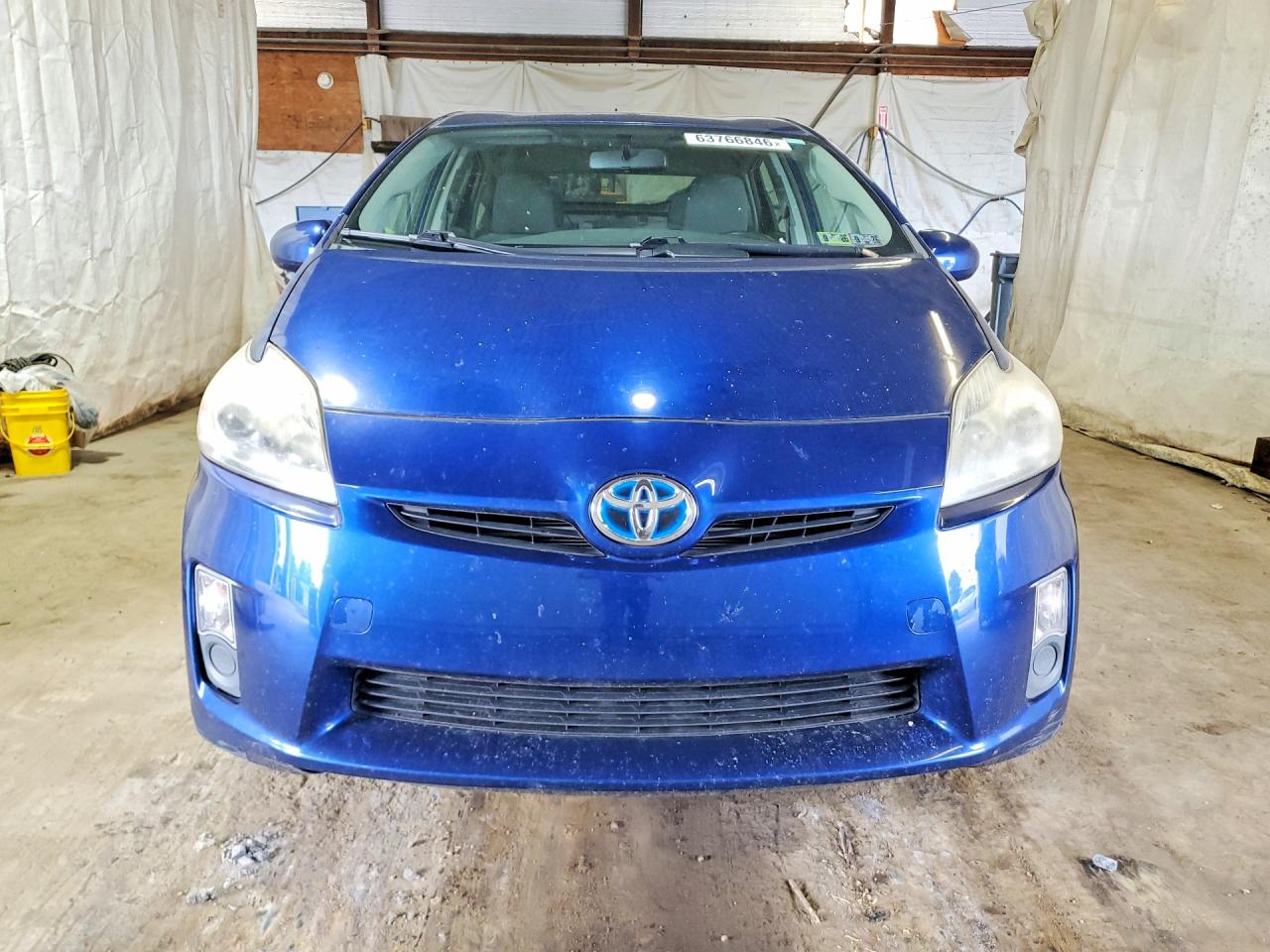2011 Toyota Prius Three Blue vin: JTDKN3DU0B0312430
