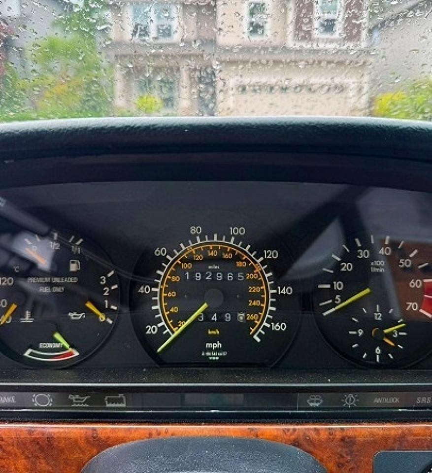1987 Mercedes-benz 560 Sec Black vin: WDBCA45D9HA320337