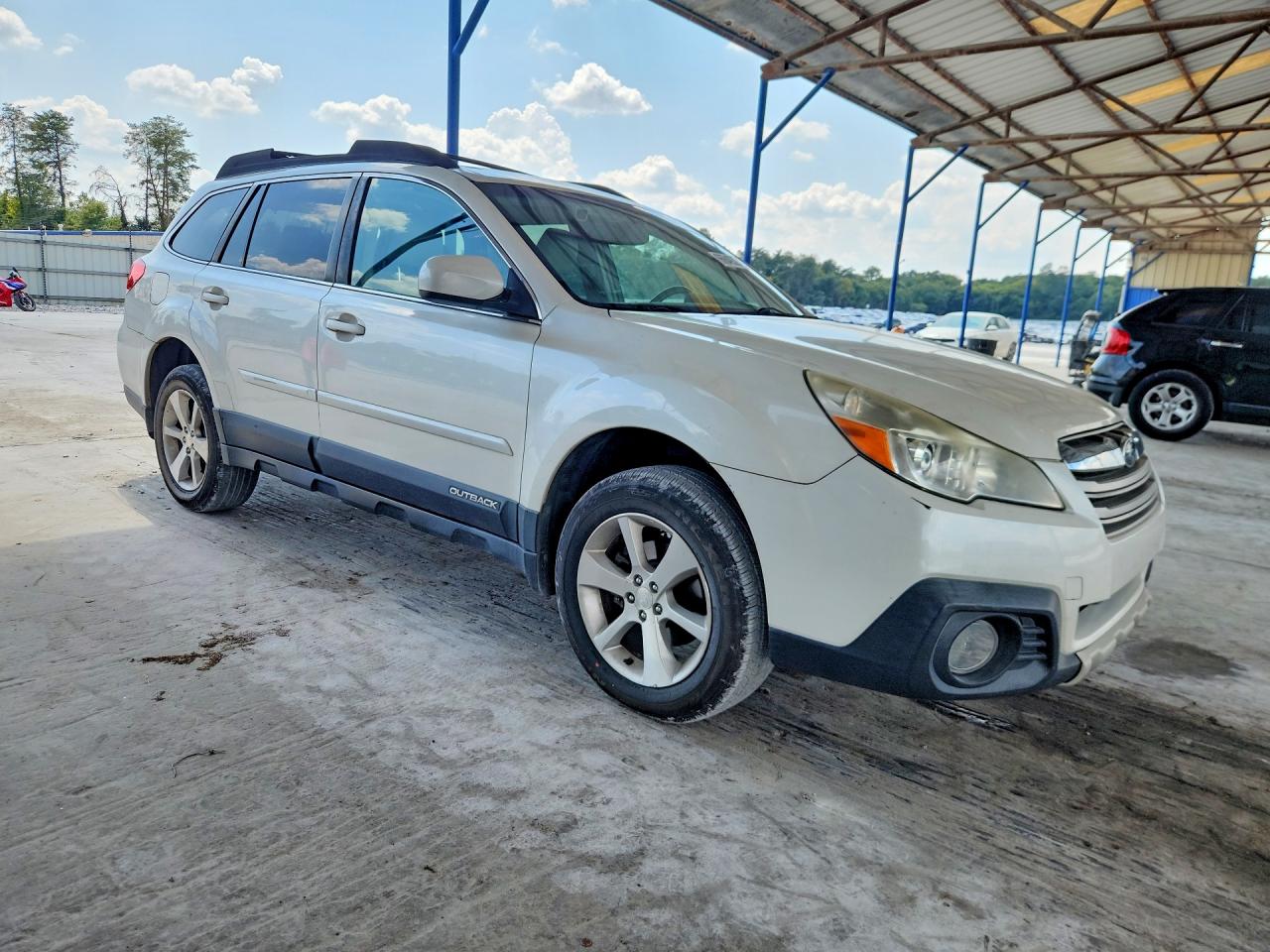 2013 Subaru Outback 2.5i Limited White vin: 4S4BRCPC8D3226058