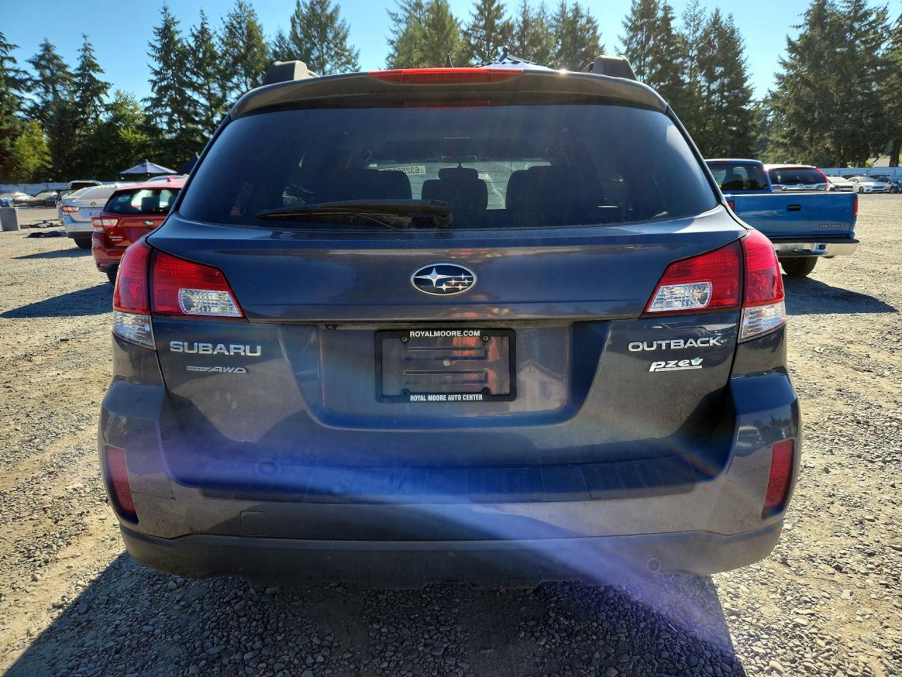 2014 Subaru Outback 2.5i Limited Gray vin: 4S4BRBMCXE3260289