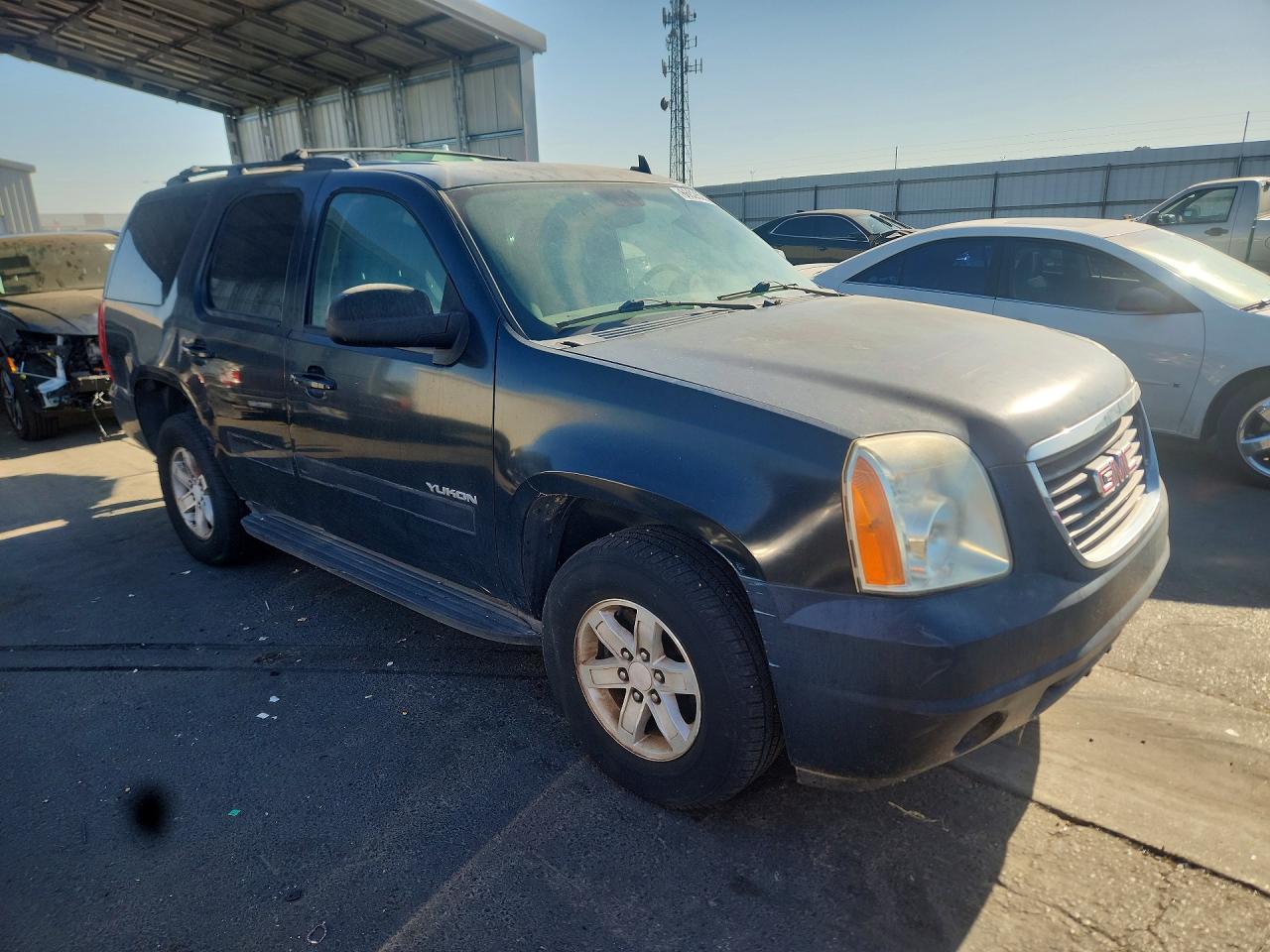 2011 Gmc Yukon Sle Black vin: 1GKS1AE04BR315388