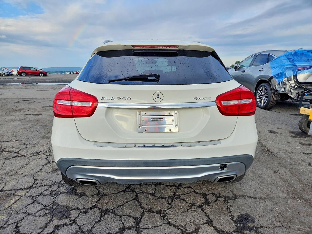 2015 Mercedes-benz Gla 250 4matic White vin: WDCTG4GBXFJ038016
