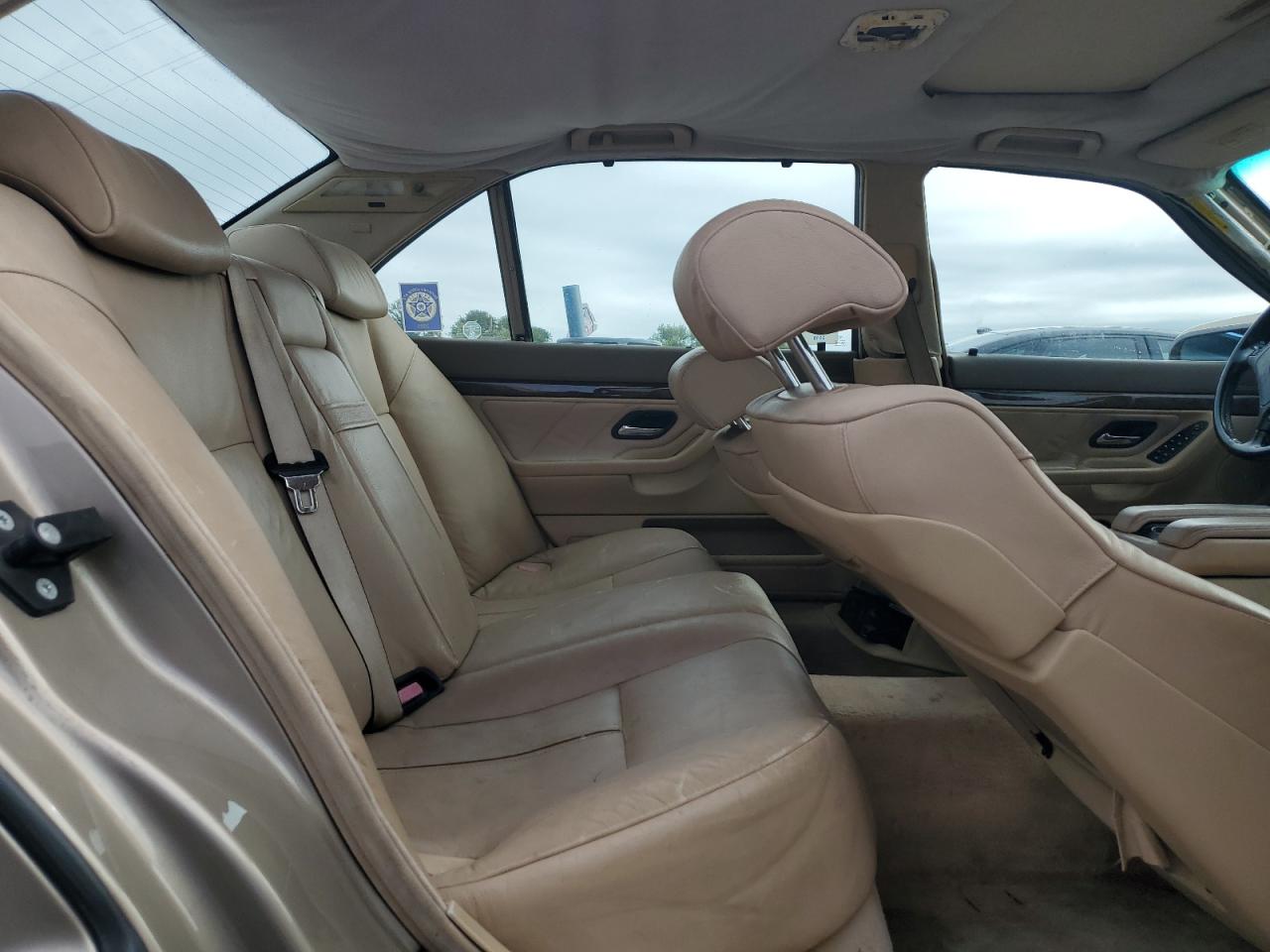 2000 Bmw 740 Il Tan vin: WBAGH8341YDP14936