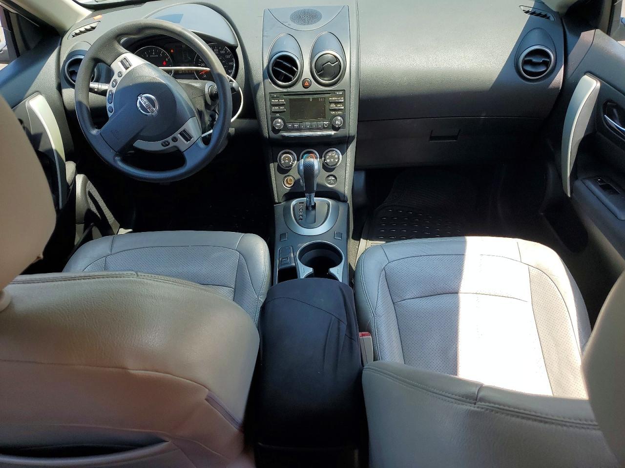 2015 Nissan Rogue Select S Белый vin: JN8AS5MT5FW650291