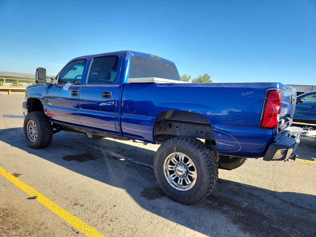 2004 Chevrolet Silverado K2500 Heavy Duty Blue vin: 1GCHK231X4F150004