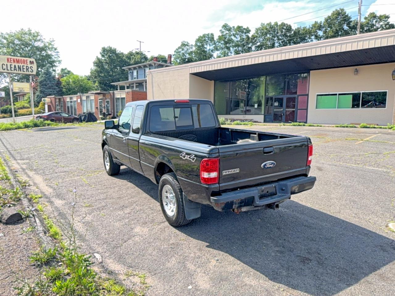 2011 Ford Ranger Super Cab Black vin: 1FTLR4FE8BPB03271