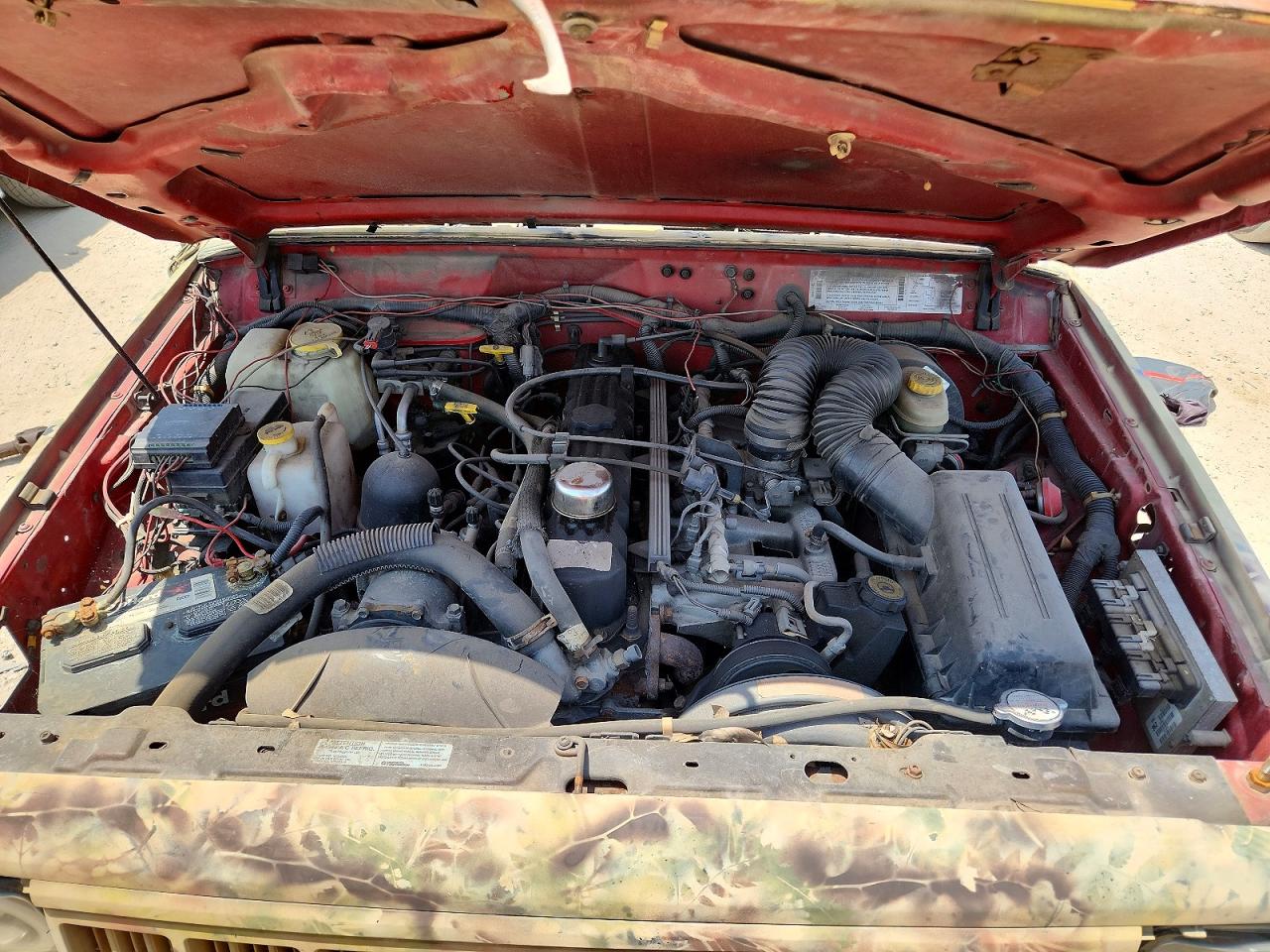 1996 Jeep Cherokee Country Red vin: 1J4FJ78S5TL250675