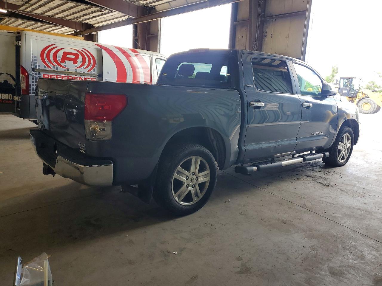 2008 Toyota Tundra Crewmax Limited Silver vin: 5TFDV58168X070053