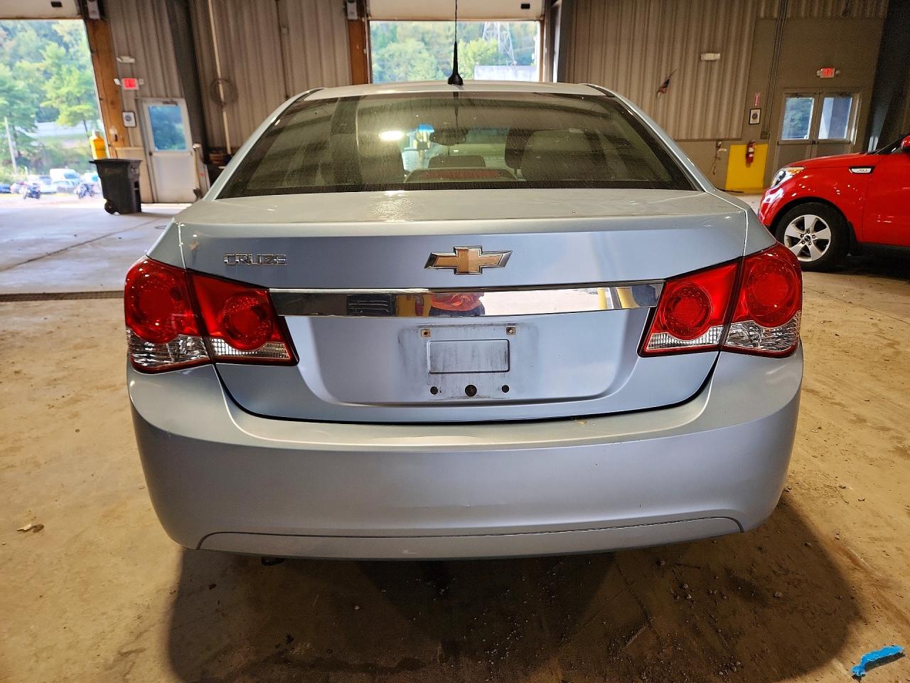 2011 Chevrolet Cruze Ls Синий vin: 1G1PC5SH6B7139686